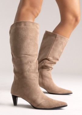 Ideal shoes - Ideal shoes Μυτερές μπότες με τακούνι kitten - 6377 - Taupe Σουέτ