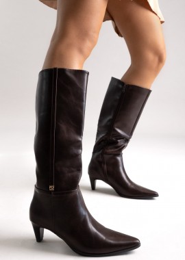 Ideal shoes - Ideal shoes Μυτερές Μπότες με Χαμηλό Τακούνι - 6395 - Σκούρο Καφέ Ματ