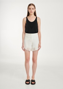 Shorts in White