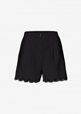 Shorts in Black