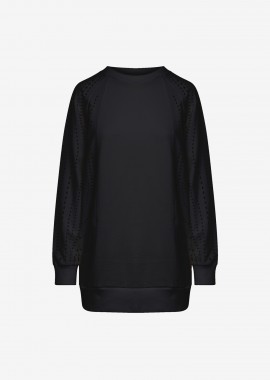 Sweatshirt with Reglan Sleeves in Black