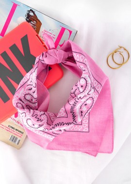 PINK BANDANA