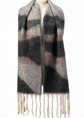 ΕΜΠΡΙΜΕ ΚΑΣΚΟΛ ΜΕ ΚΡΟΣΙΑ