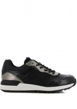 Μαύρο sneaker