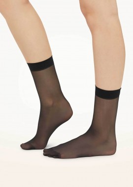 Wolford γυναικείες κάλτσες με ματ υφή - 41260 Μαύρο