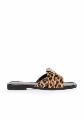 Σανδάλια TSOUKALAS animal print με ανάγλυφο σχέδιο ΛΕΟΠΑΡ