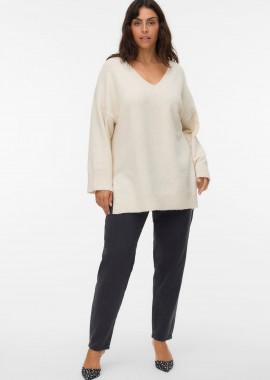 - Τζιν σε mom fit γραμμή VERO MODA