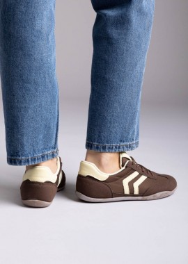 ERYNN - ERYNN Άνετα χαμηλά Sneakers - 9201 - Καφέ Σουέτ