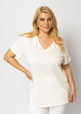 - T-shirt με V λαιμόκοψη σε εκρού χρώμα plus size